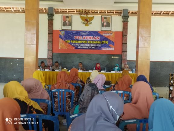 CEGAH STUNTING DINSOS PPKB ADAKAN PELATIHAN BAGI TPK DESA